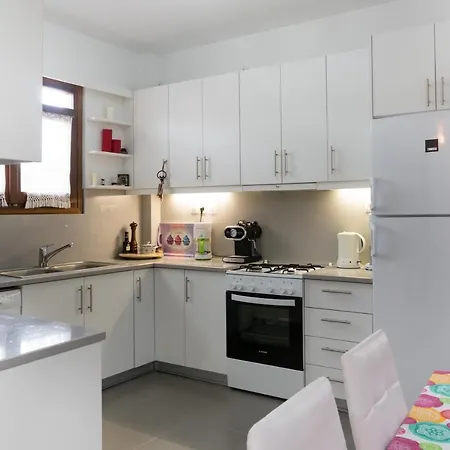 Apartment Pl House